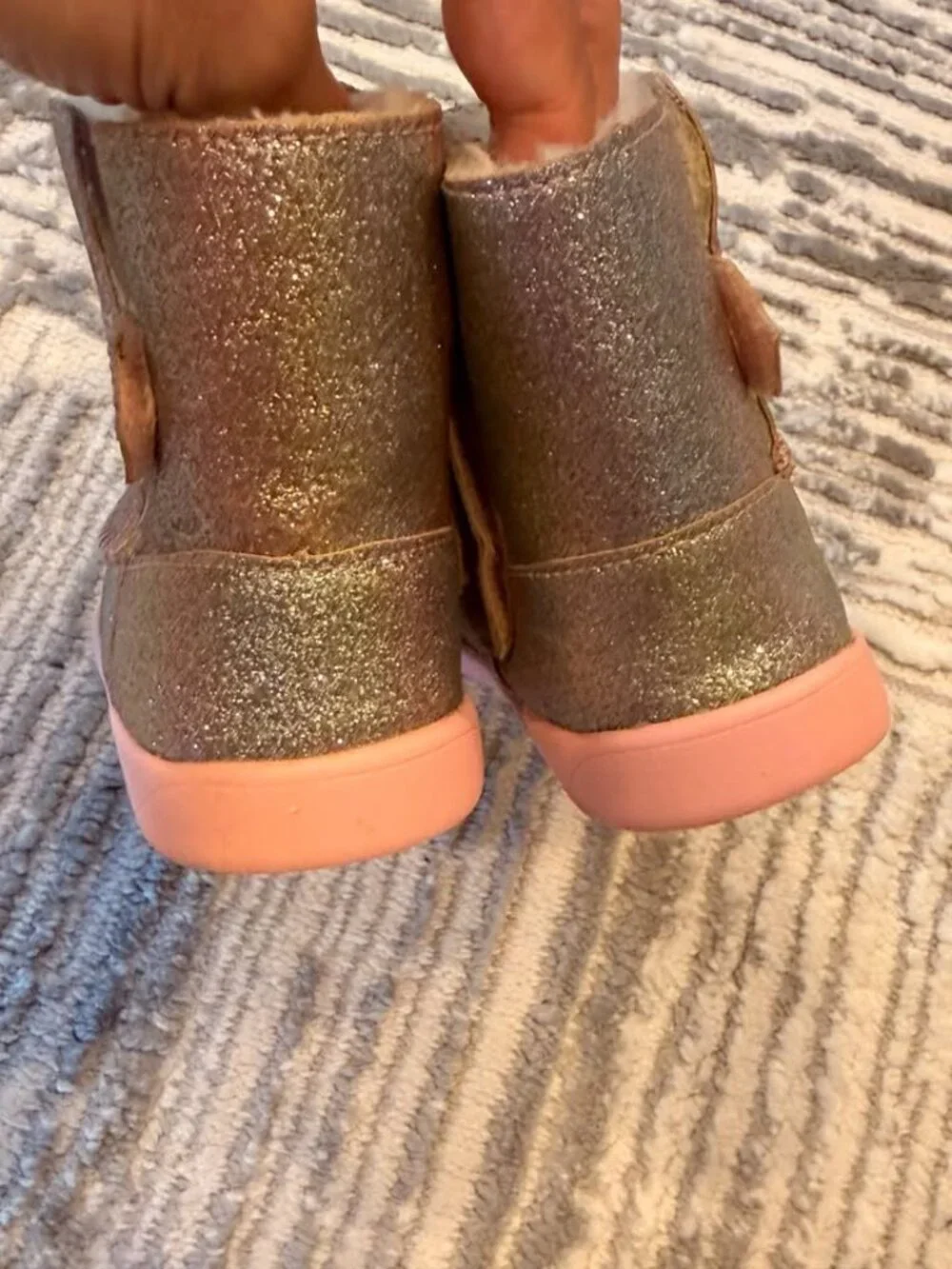 UGG Toddler girls US size 10 Keelan Metallic Glitter Boots 1134892T